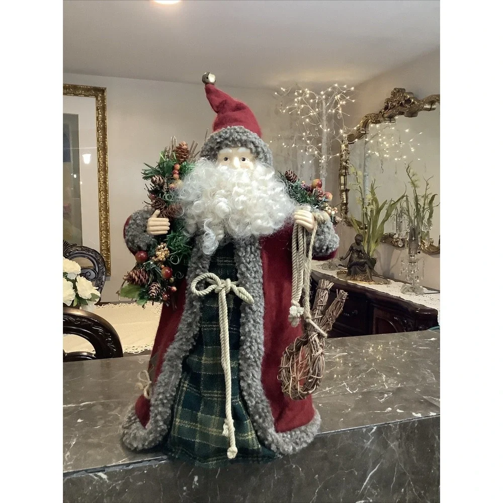 Woodland Christmas Santa Tree Topper Tabletop Figurine 19